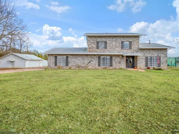 374 County Road 42530, Paris, TX 75462