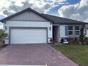 1208 PAMPUS DRIVE, DAYTONA BEACH, FL 32124