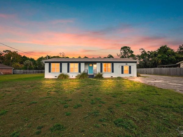 5630 Balderas Ave, Pensacola, FL 32507