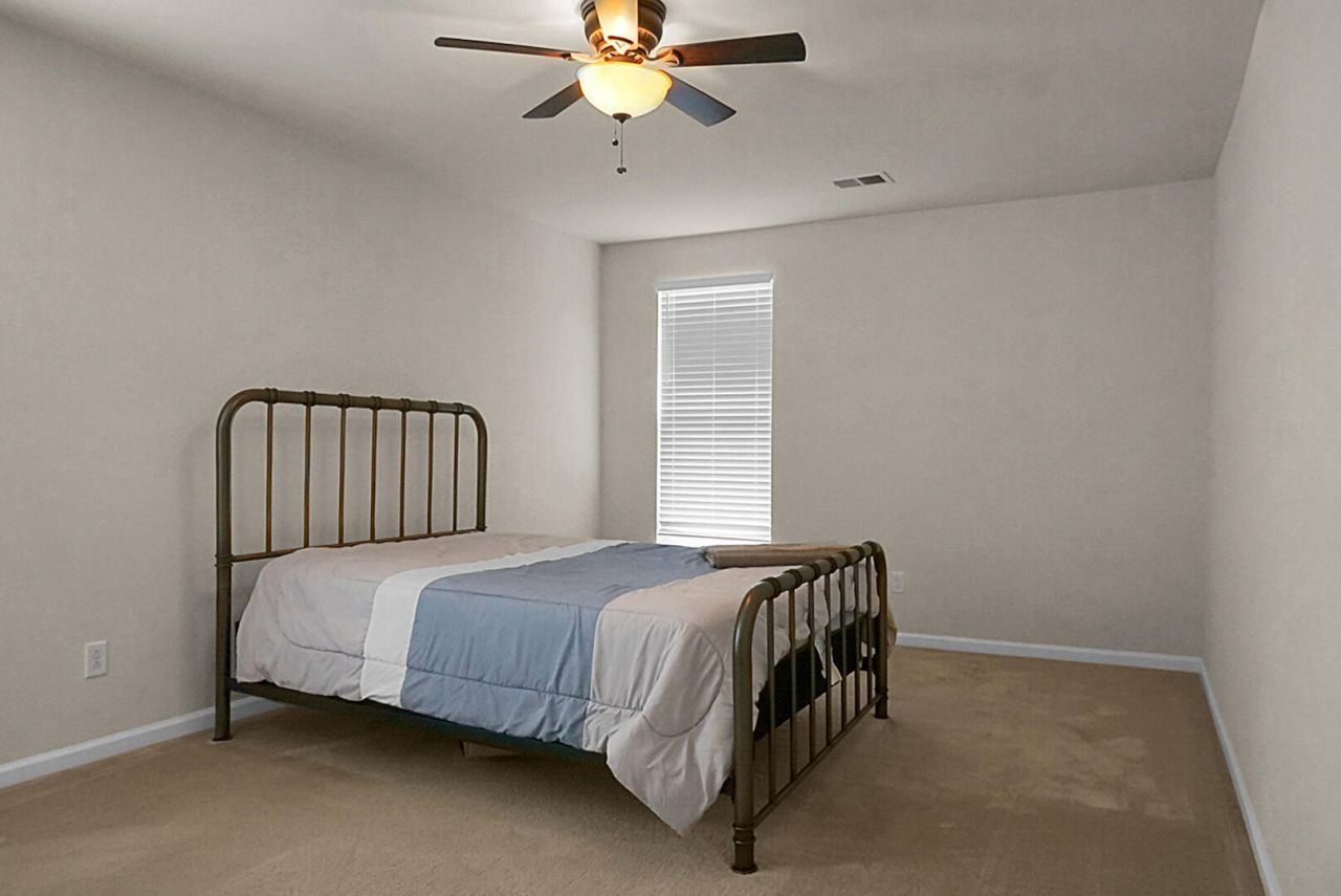 2841 Rutherford Way Photo 24