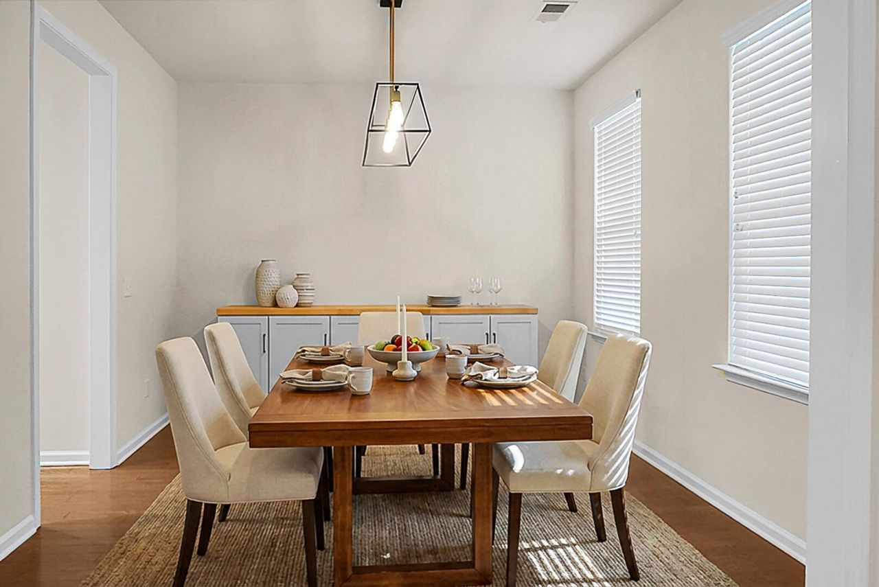 2841 Rutherford Way Photo 4