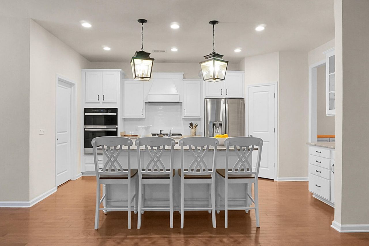 2841 Rutherford Way Photo 5