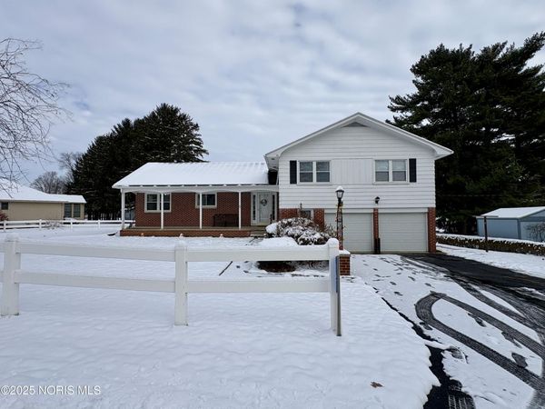 167 E Van Meter Drive, Tiffin, OH 44883