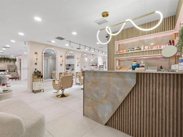 2710 SW 87th Ave, Miami, FL 33165