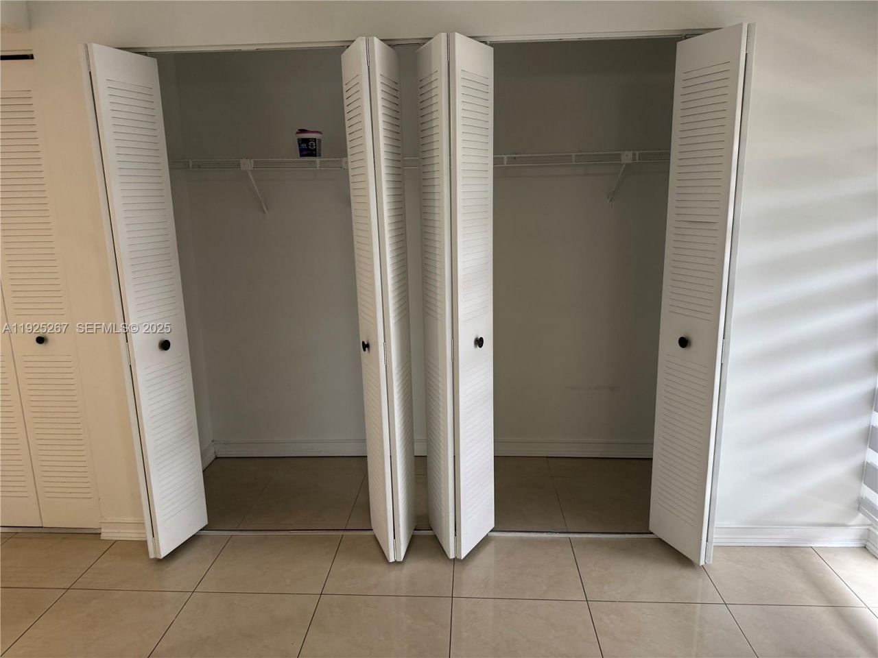 8630 NW 5th Ter, Unit 16-210, Miami, FL 33126 Photo