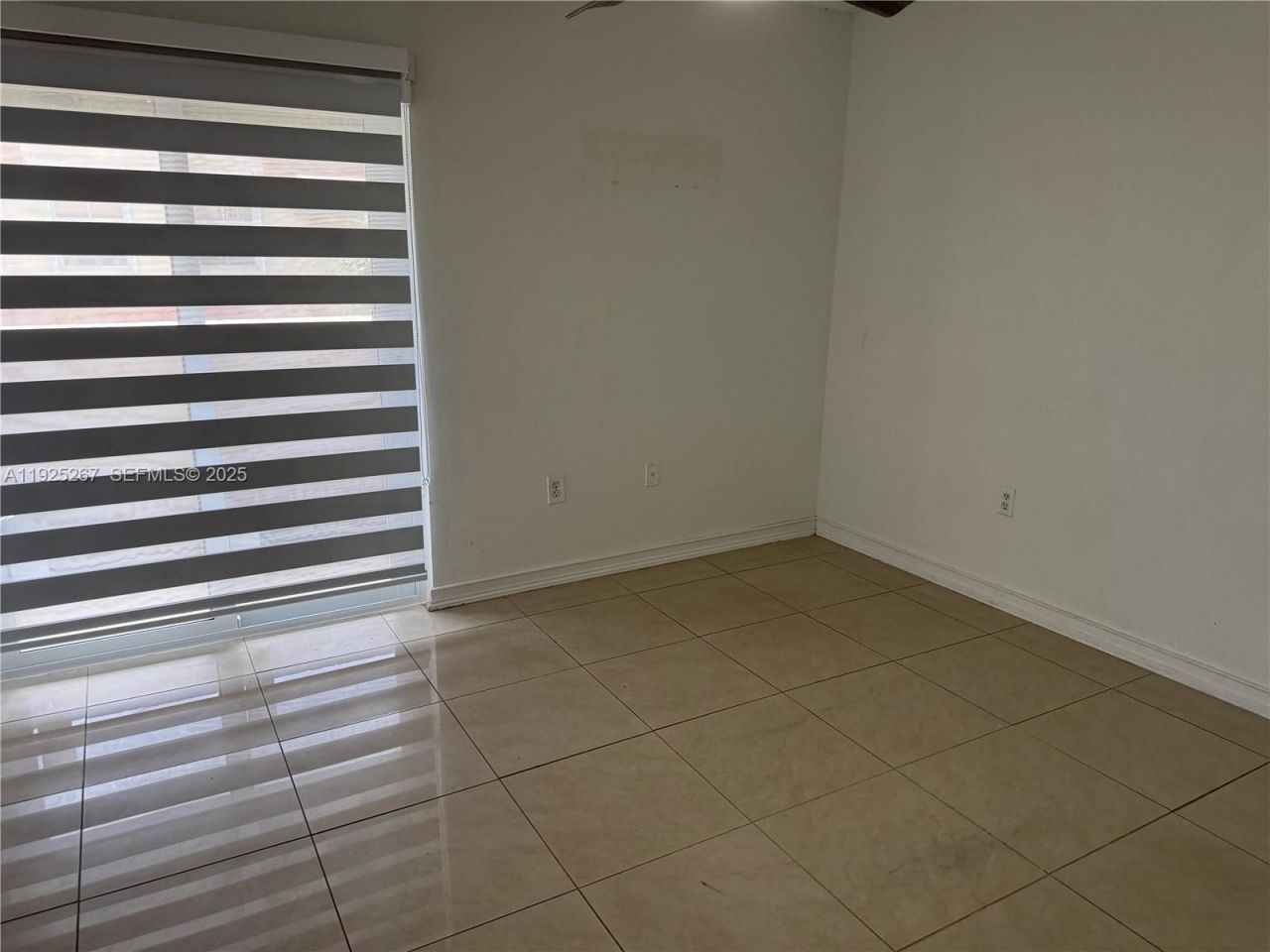 8630 NW 5th Ter, Unit 16-210, Miami, FL 33126 Photo