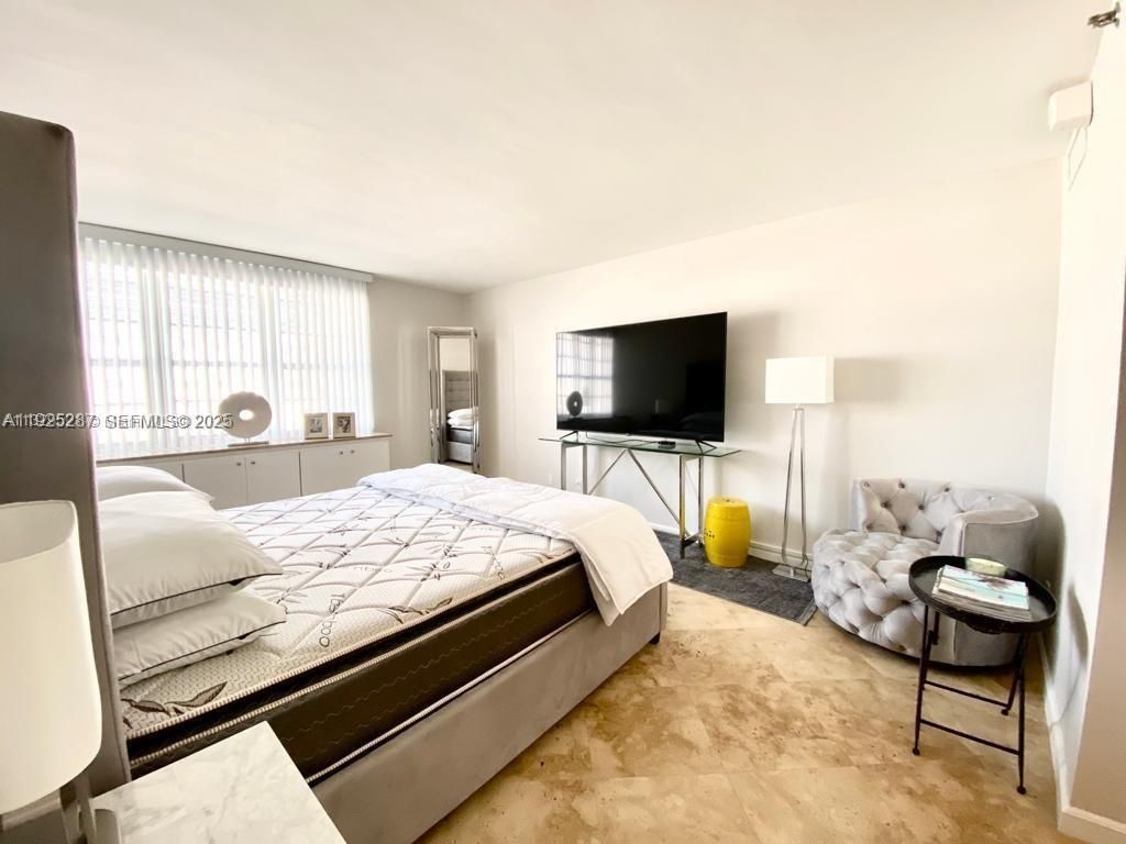 100 Lincoln Rd, Unit 608, Miami Beach, FL 33139 Photo