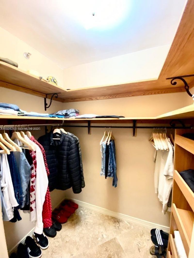 100 Lincoln Rd, Unit 608, Miami Beach, FL 33139 Photo