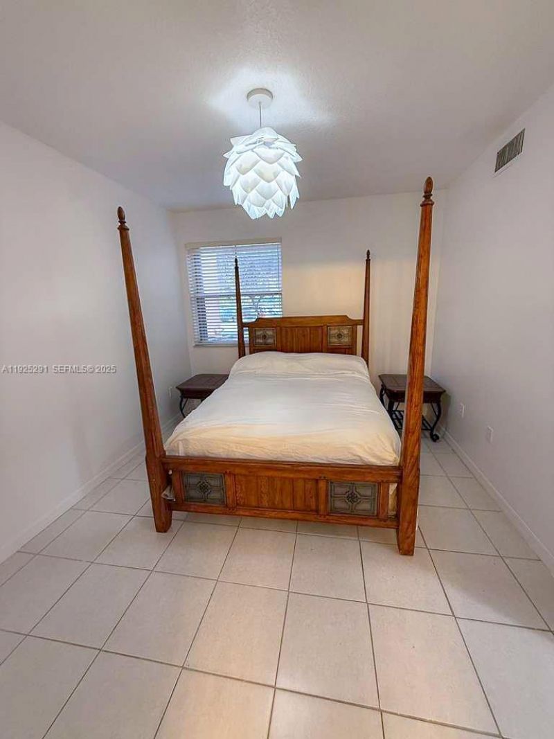 6630 NW 114th Ave, Unit 1502, Doral, FL 33178 Photo