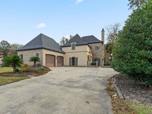 2274 St Andrews Ave, Zachary, LA 70791