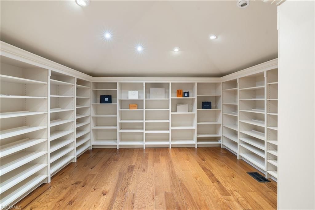 105 Felipe Ln, Bonita Springs, FL 34134 Photo