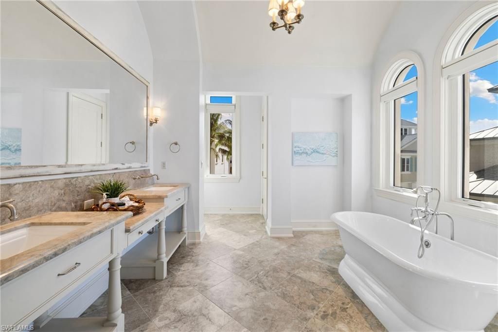 105 Felipe Ln, Bonita Springs, FL 34134 Photo