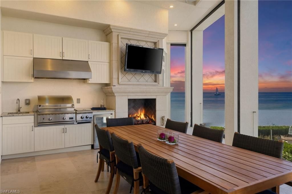 105 Felipe Ln, Bonita Springs, FL 34134 Photo