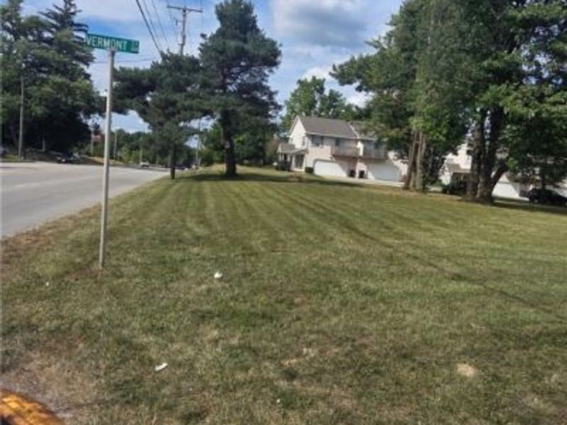 Cleveland Avenue NW, North Canton, OH 44720 Photo 2