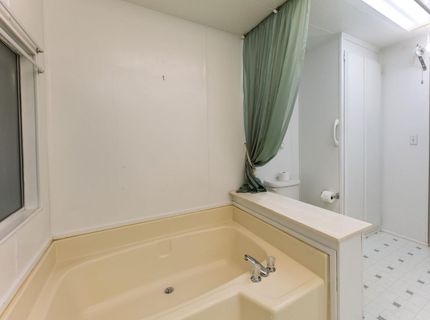 140 Hibiscus, Sacramento, CA 95828 Photo