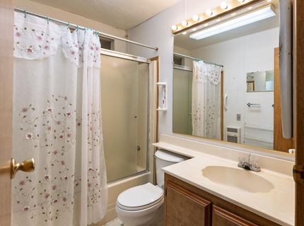 140 Hibiscus, Sacramento, CA 95828 Photo