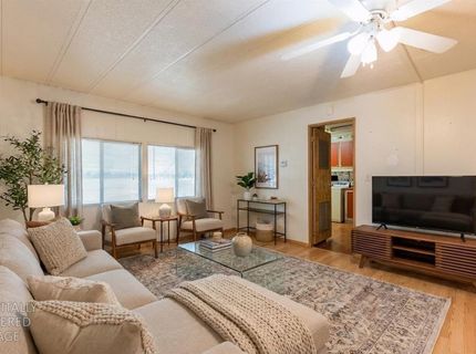 140 Hibiscus, Sacramento, CA 95828 Photo