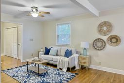 17 Riverdale Drive photo 4