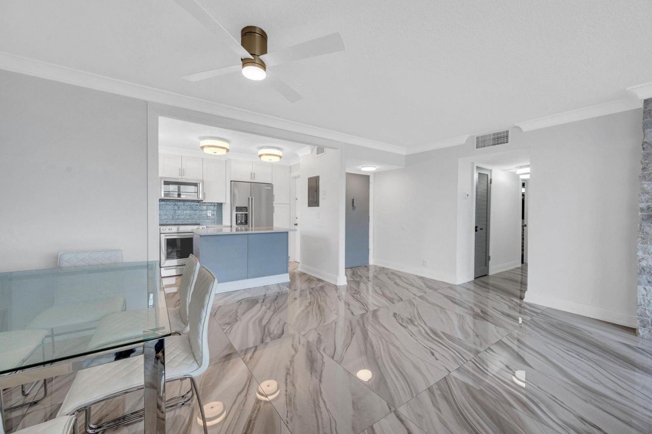 1817 S Ocean Drive, Unit 215, Hallandale Beach, FL 33009 Photo