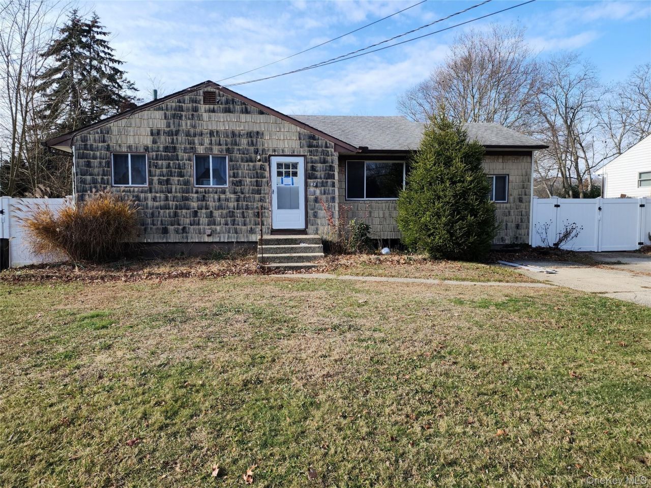 48 Lumur Drive, Sayville, NY 11782 Main Photo