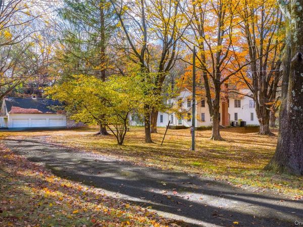 64 S Quaker Hill Road, Pawling, NY 12564