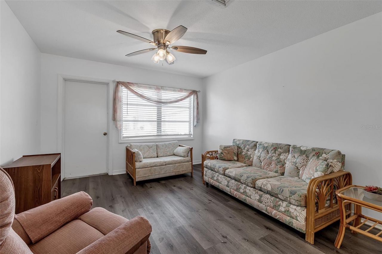 2305 Bayshore Gardens Parkway, Bradenton, FL 34207 Photo