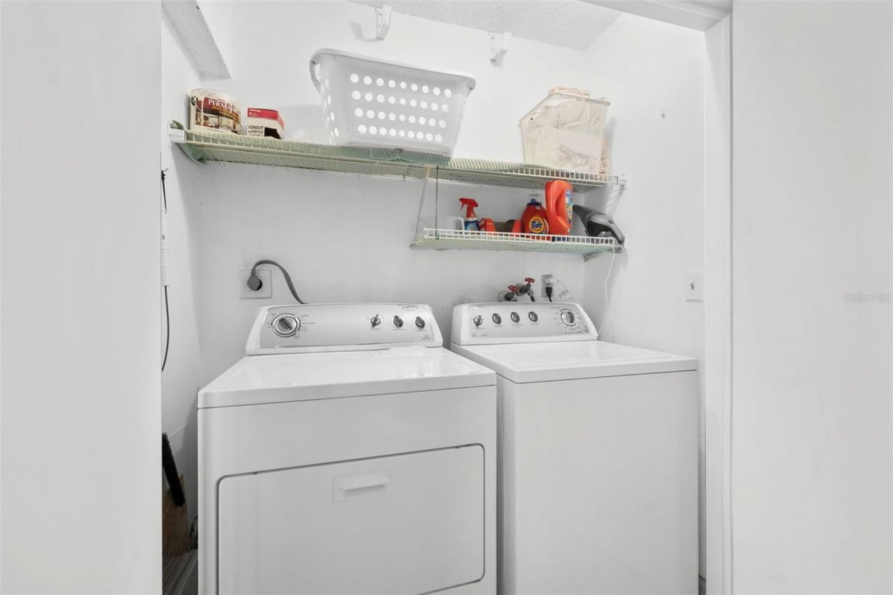 725 83rd Avenue N, Unit 205, Saint Petersburg, FL 33702 Photo