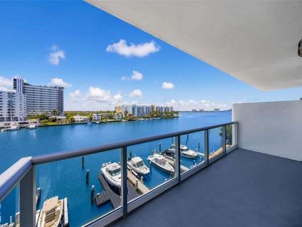 7930 East Dr, Unit 506, North Bay Village, FL 33141