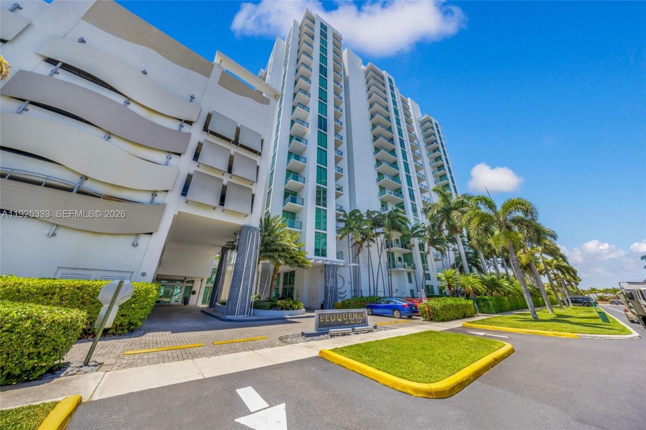 7930 East Dr, Unit 506, North Bay Village, FL 33141 Photo