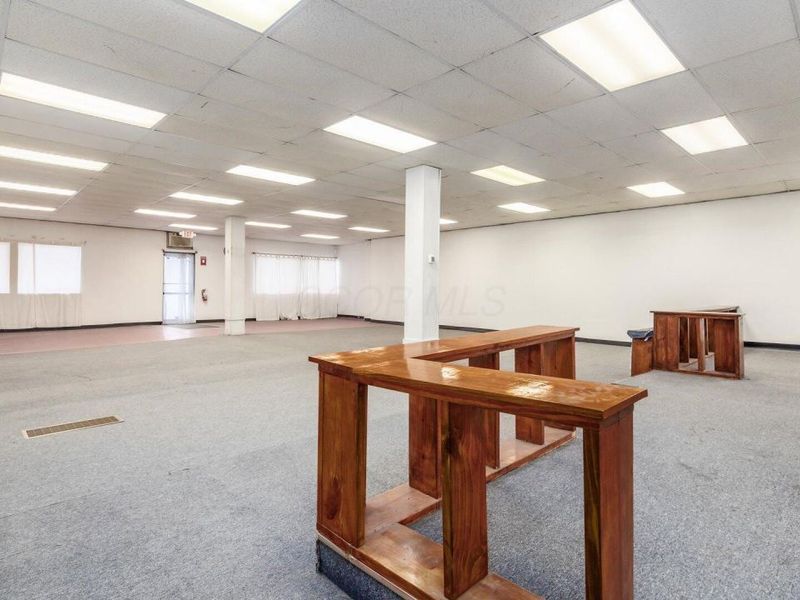 2582 Cleveland Avenue , Columbus, OH 43211 Photo 14