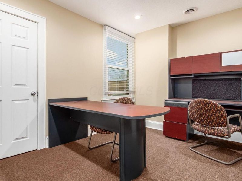 2582 Cleveland Avenue , Columbus, OH 43211 Photo 26