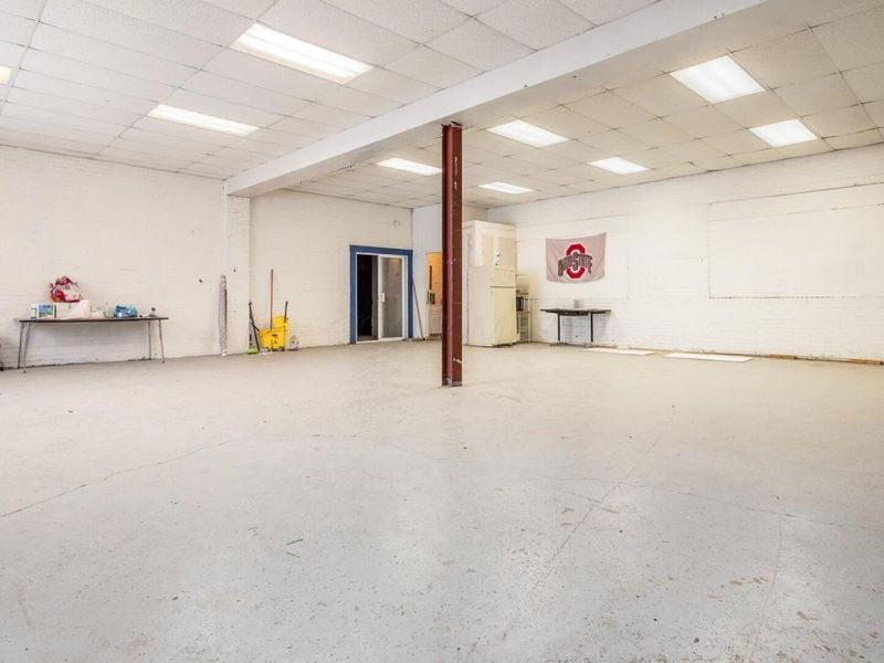 2582 Cleveland Avenue , Columbus, OH 43211 Photo 34