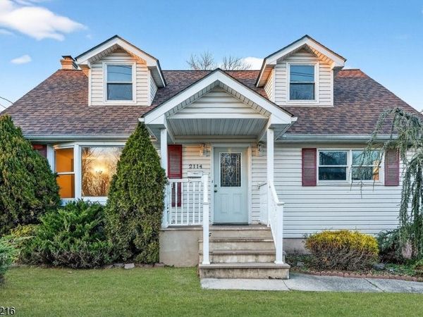 2114 W Camplain Rd, Manville, NJ 08835