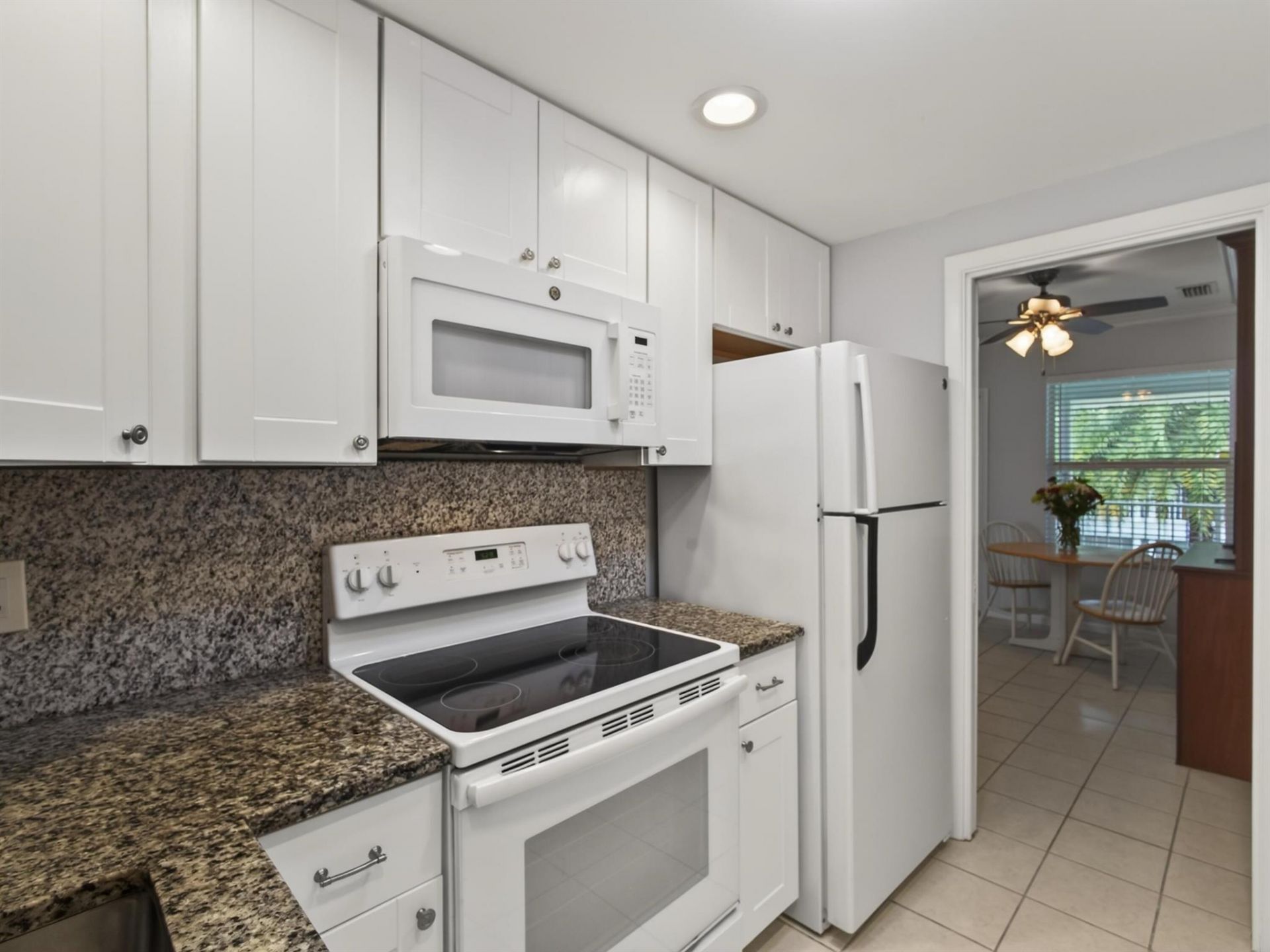 1820 S Ocean Boulevard 2b, Delray Beach, FL 33483 Photo