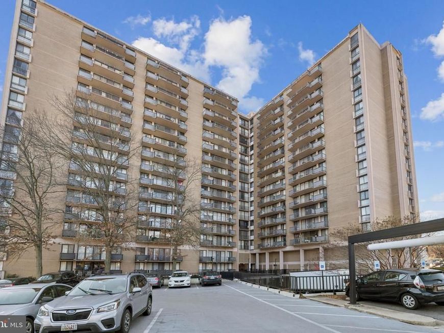 6100 Westchester Park Drive, Unit 520, College Park, MD 20740 Main Photo