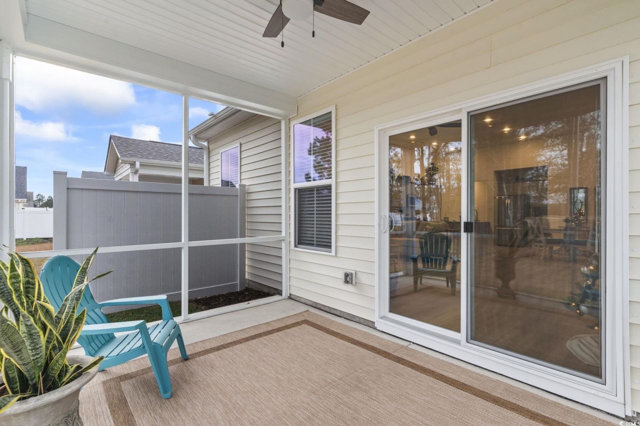 394 Sun Colony Blvd. Photo 31