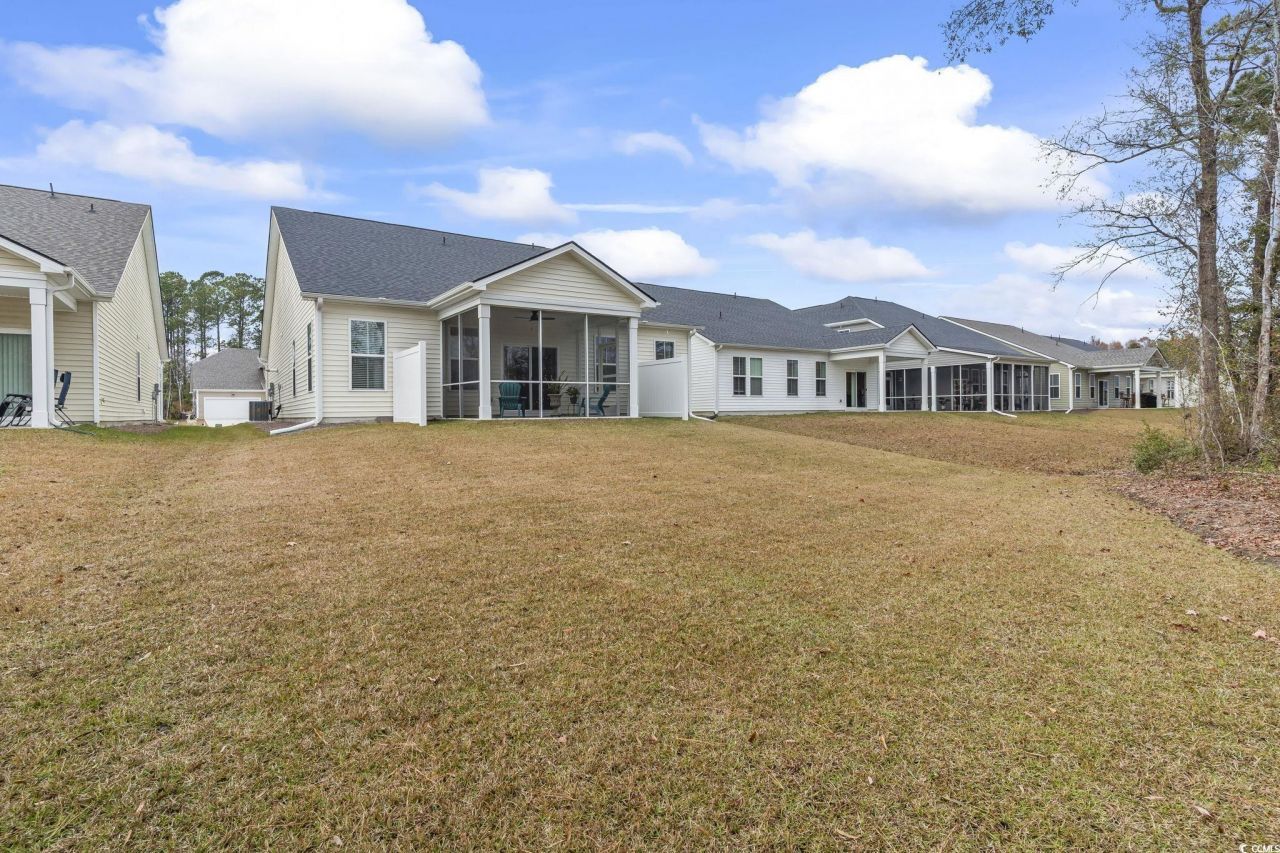 394 Sun Colony Blvd. Photo 32