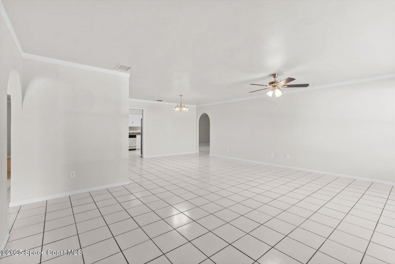 402 SW Sansom Lane, Port Saint Lucie, FL 34953 Photo