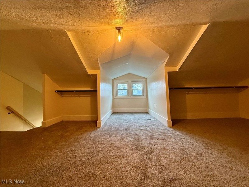 566 Mckinley Avenue, Akron, OH 44311 Photo 13