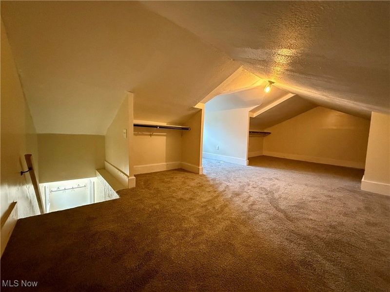 566 Mckinley Avenue, Akron, OH 44311 Photo 14