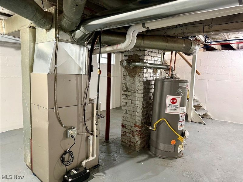 566 Mckinley Avenue, Akron, OH 44311 Photo 16