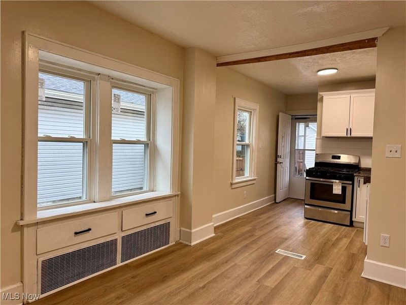 566 Mckinley Avenue, Akron, OH 44311 Photo 6