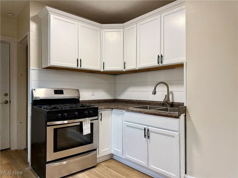 566 Mckinley Avenue, Akron, OH 44311 Photo 7