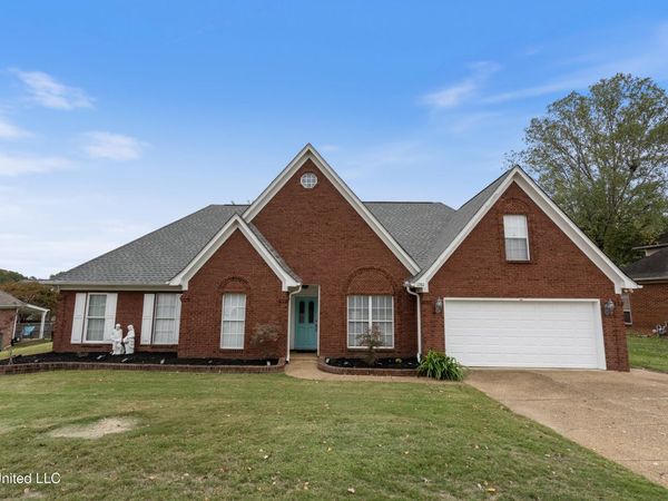 1280 S Lake Drive, Hernando, MS 38632