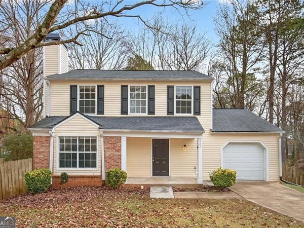 902 Trace Circle NE, Marietta, GA 30066