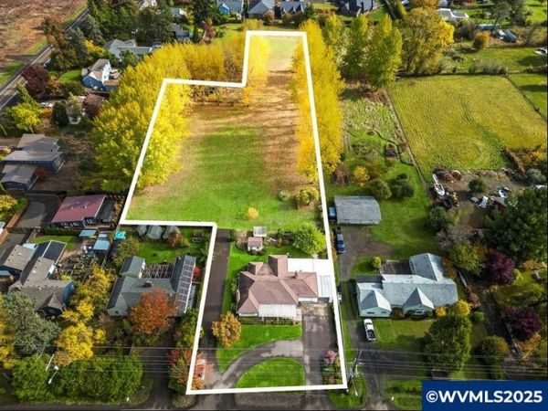 1045 SW 53rd St, Corvallis, OR 97333