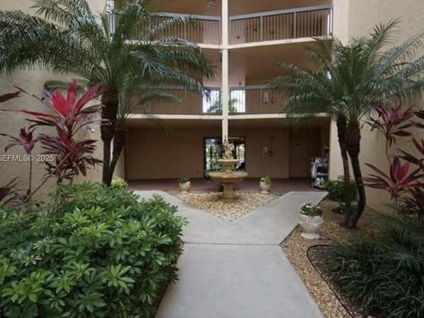 3521 Environ Blvd, Unit B308, Lauderhill, FL 33319