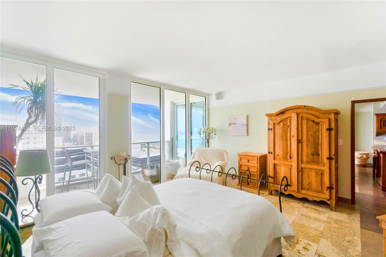 100 Lincoln Rd, Unit PH8, Miami Beach, FL 33139 Photo