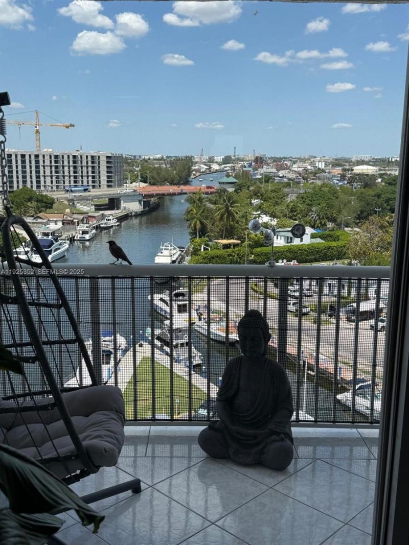 1800 NW 24th Ave, Unit 1004, Miami, FL 33125 Photo