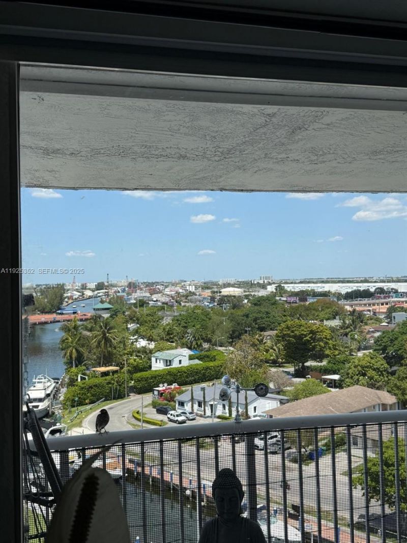 1800 NW 24th Ave, Unit 1004, Miami, FL 33125 Photo